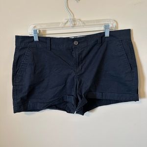 Old navy black chino shorts!!